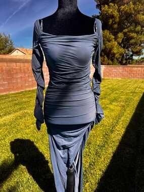 long pleated dress zara Zara Emerald Green Pleated Midi Dress Size Medium